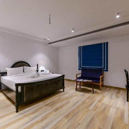 The Downton Hotel Rāipur 외부 사진