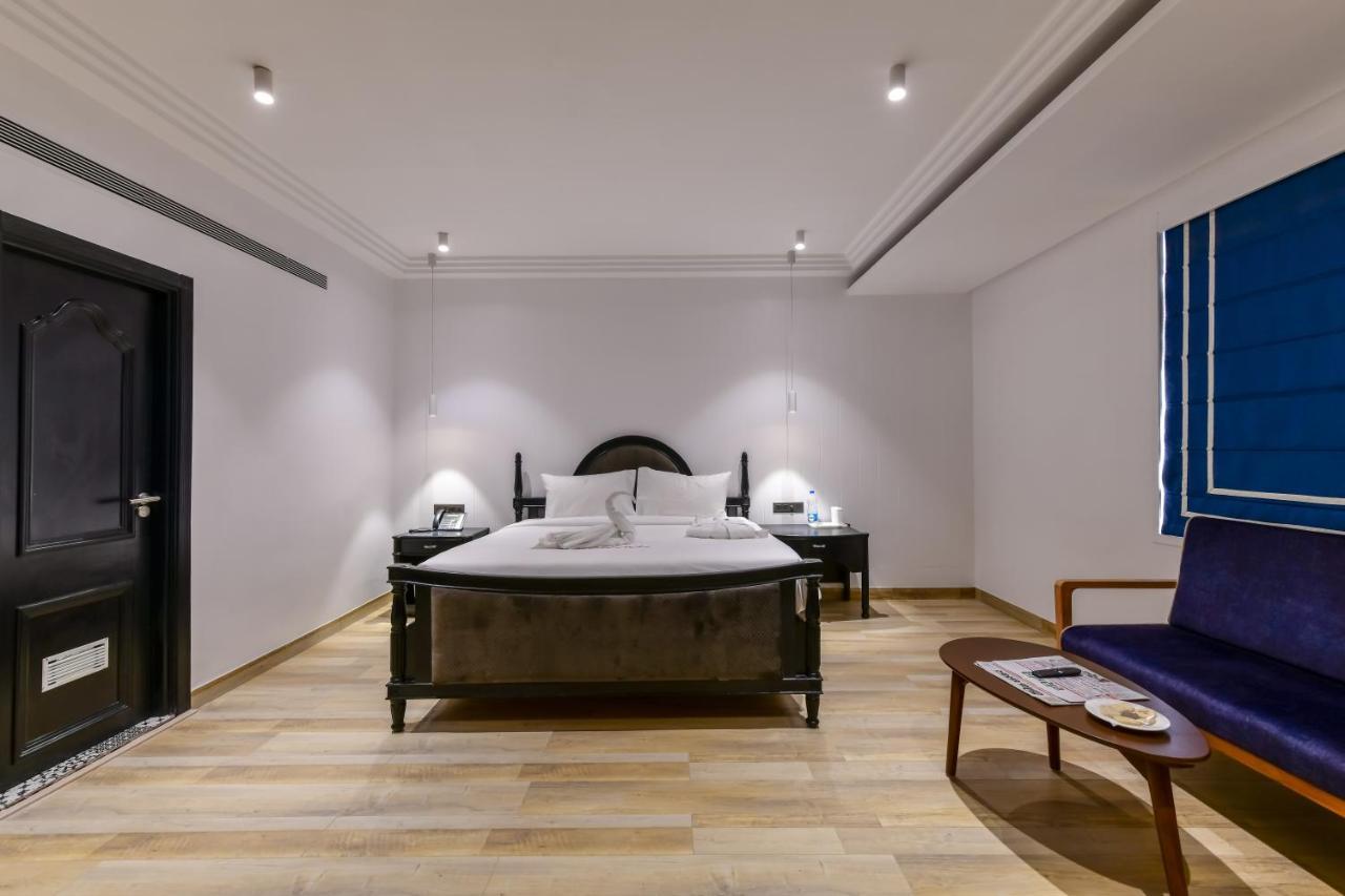 The Downton Hotel Rāipur 외부 사진